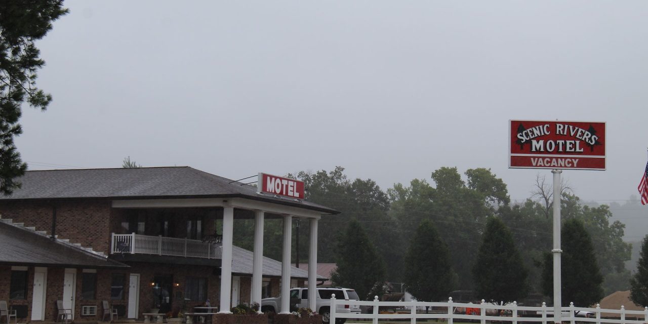 Scenic Rivers Motel